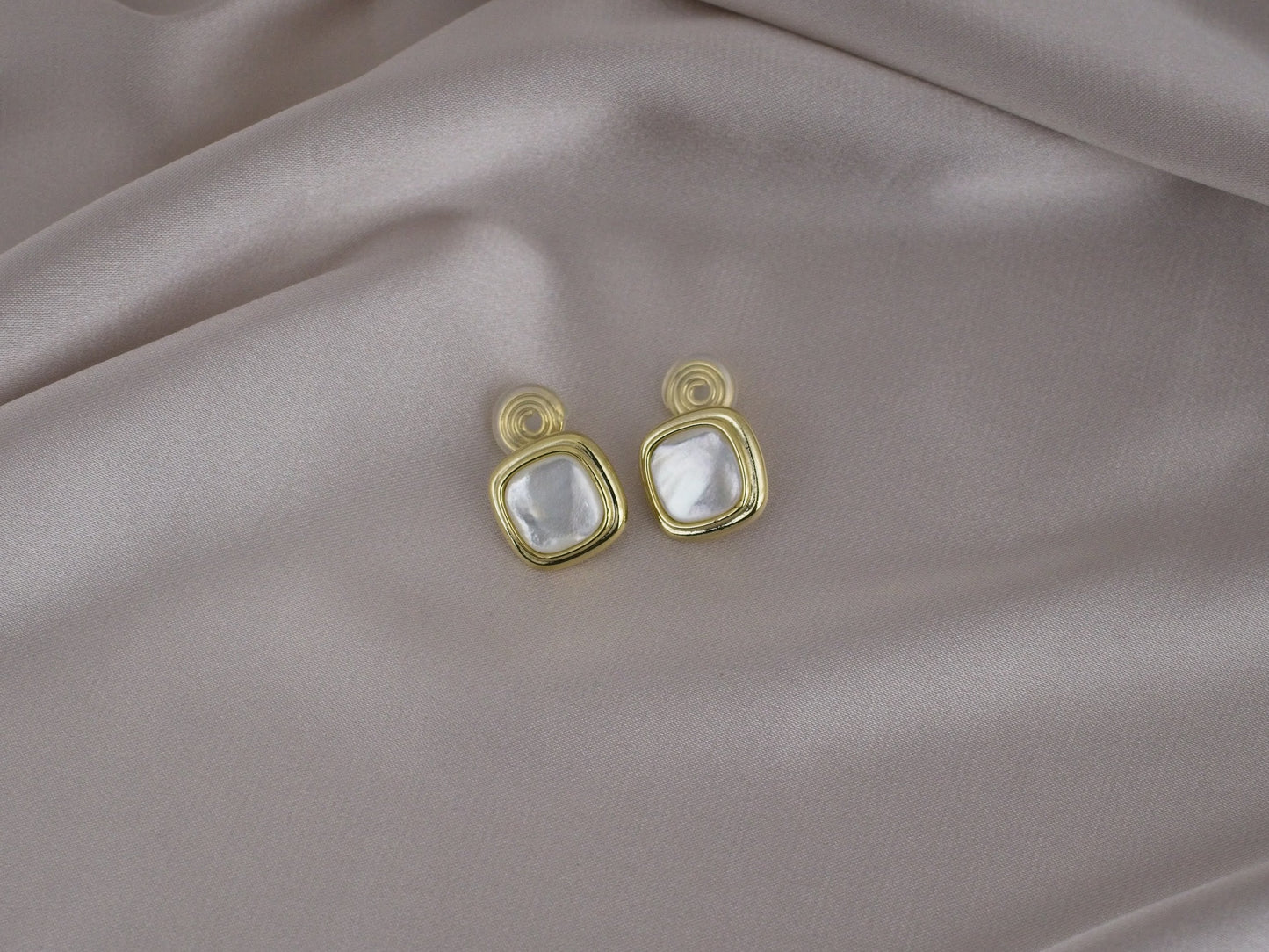 Lumina Square Stone Gold Clip-On Earring image 0