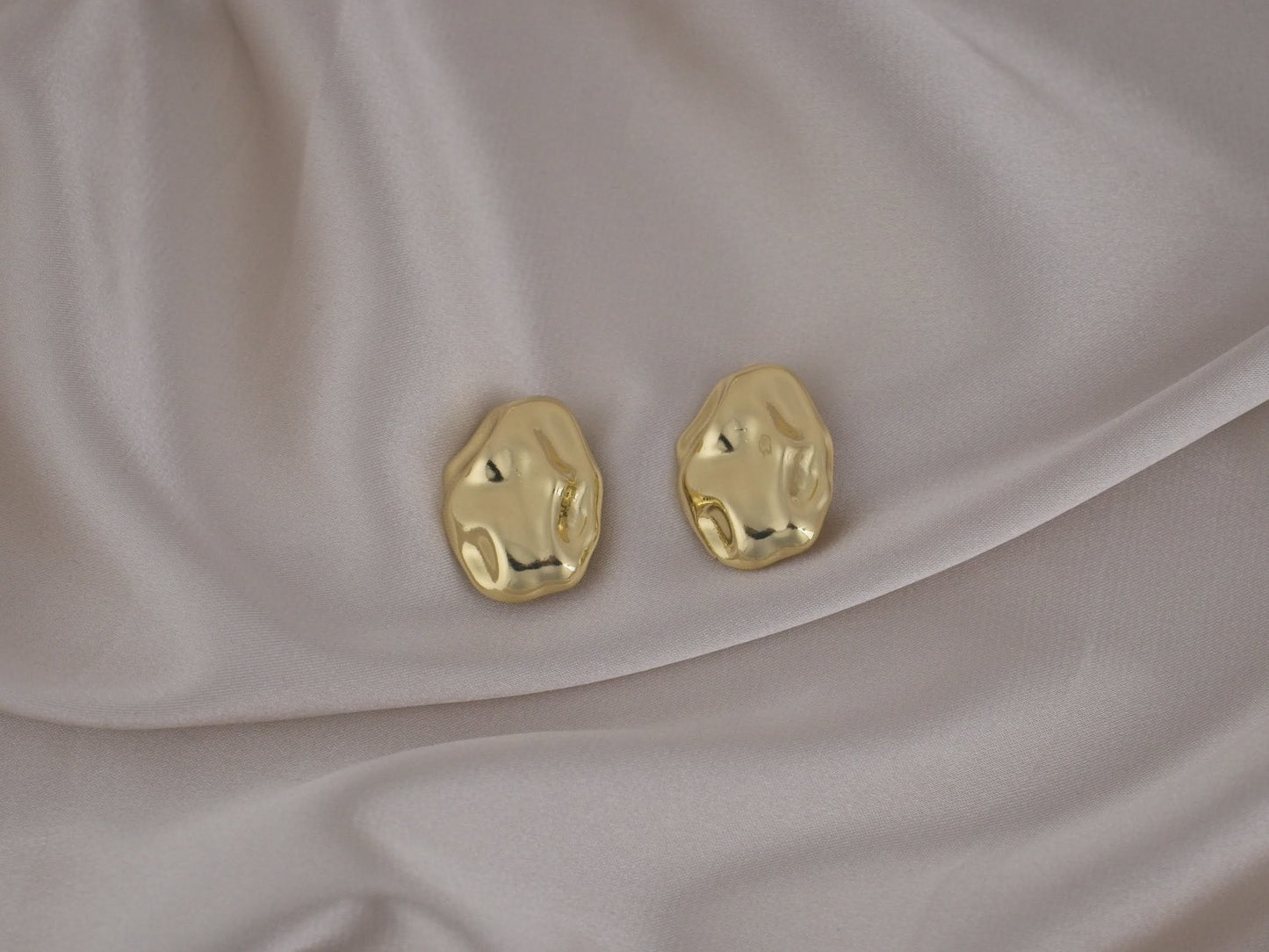 Statement Elegant Hammered Gold Clip-On Earring image 0