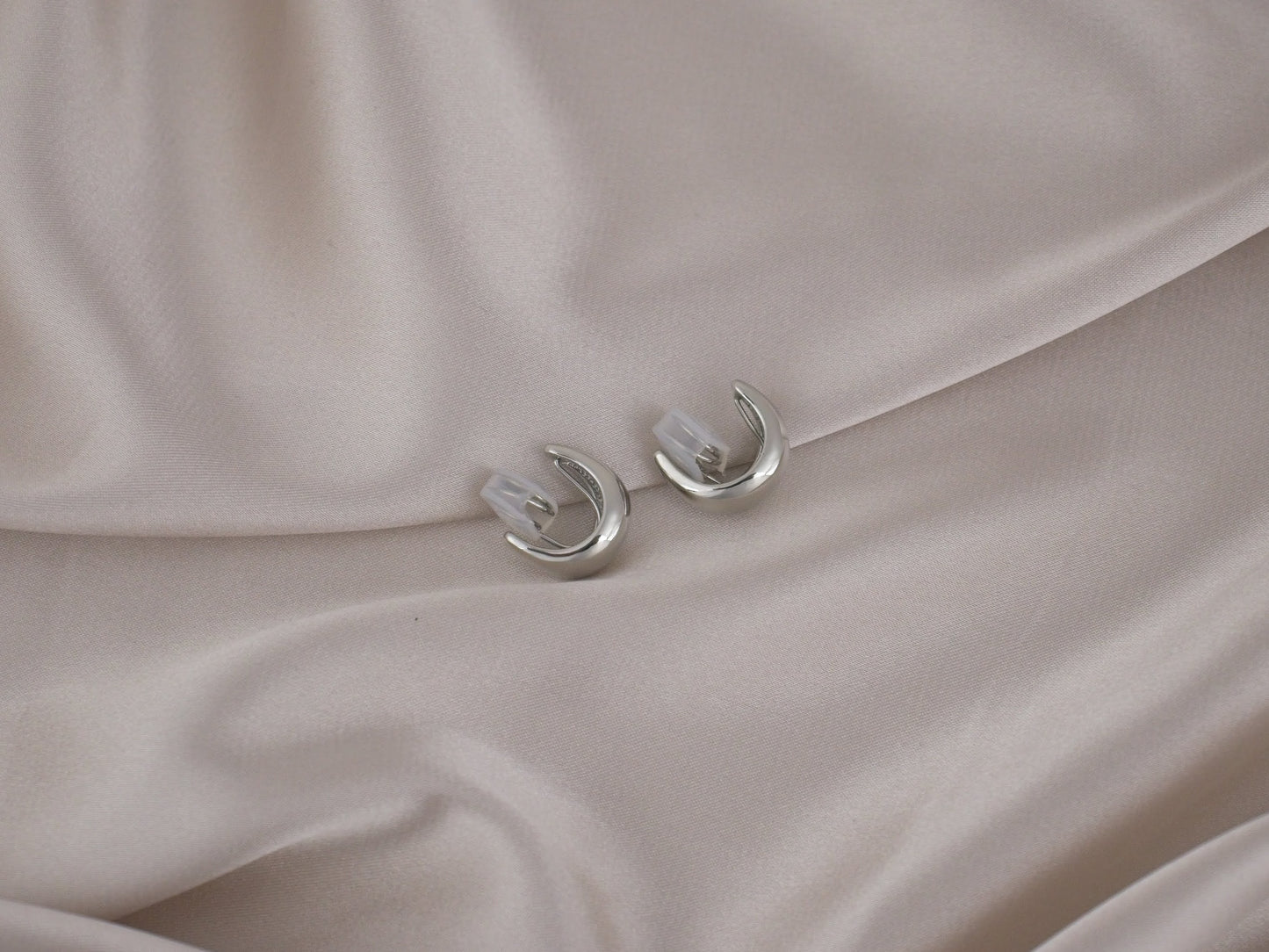 Chunky Water Drop Gold and Silver Clip-On Earring image 2