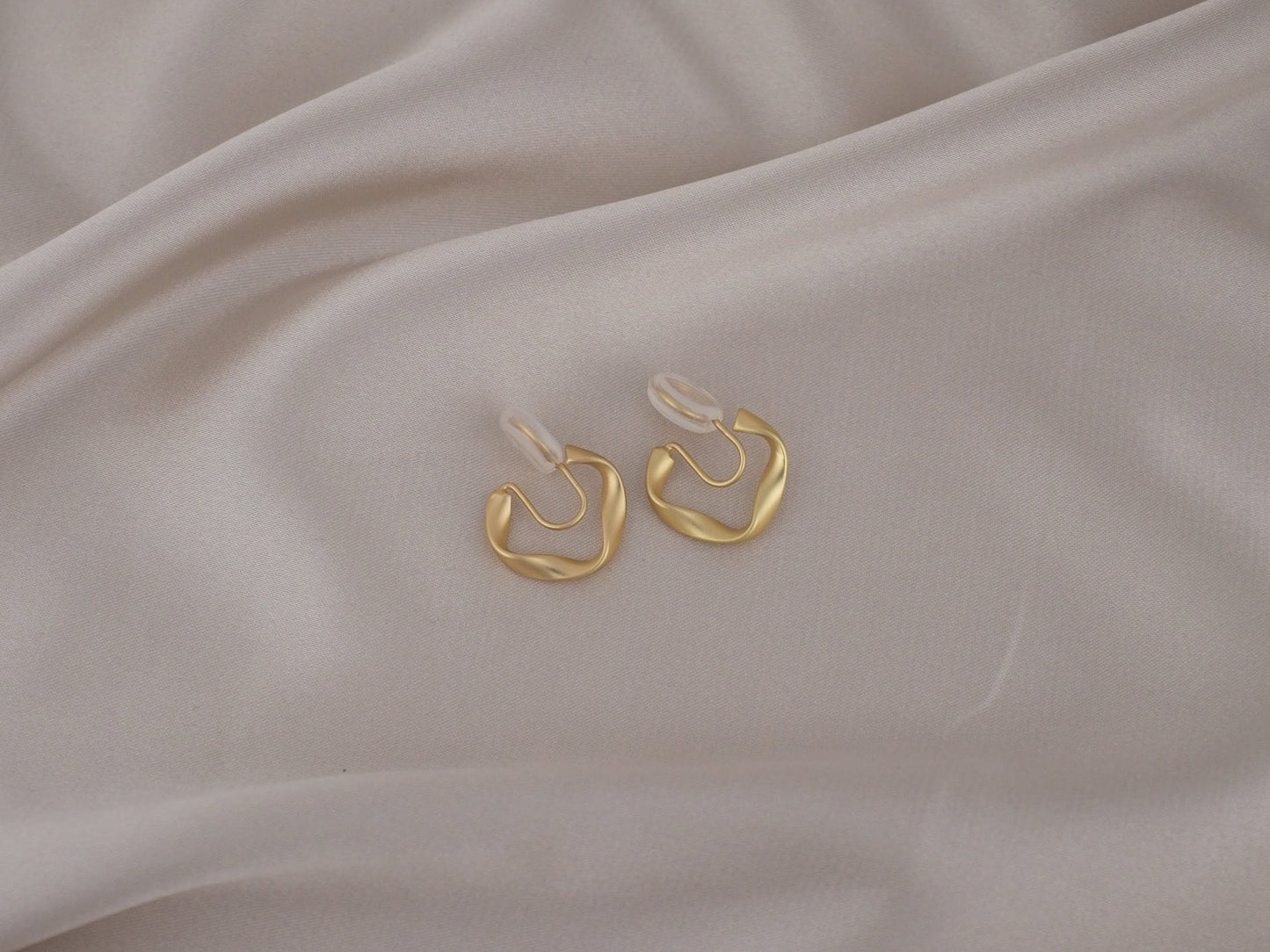 Elegant Irregular Hoop C-Shape Small Rose Gold Clip-On Earring image 0