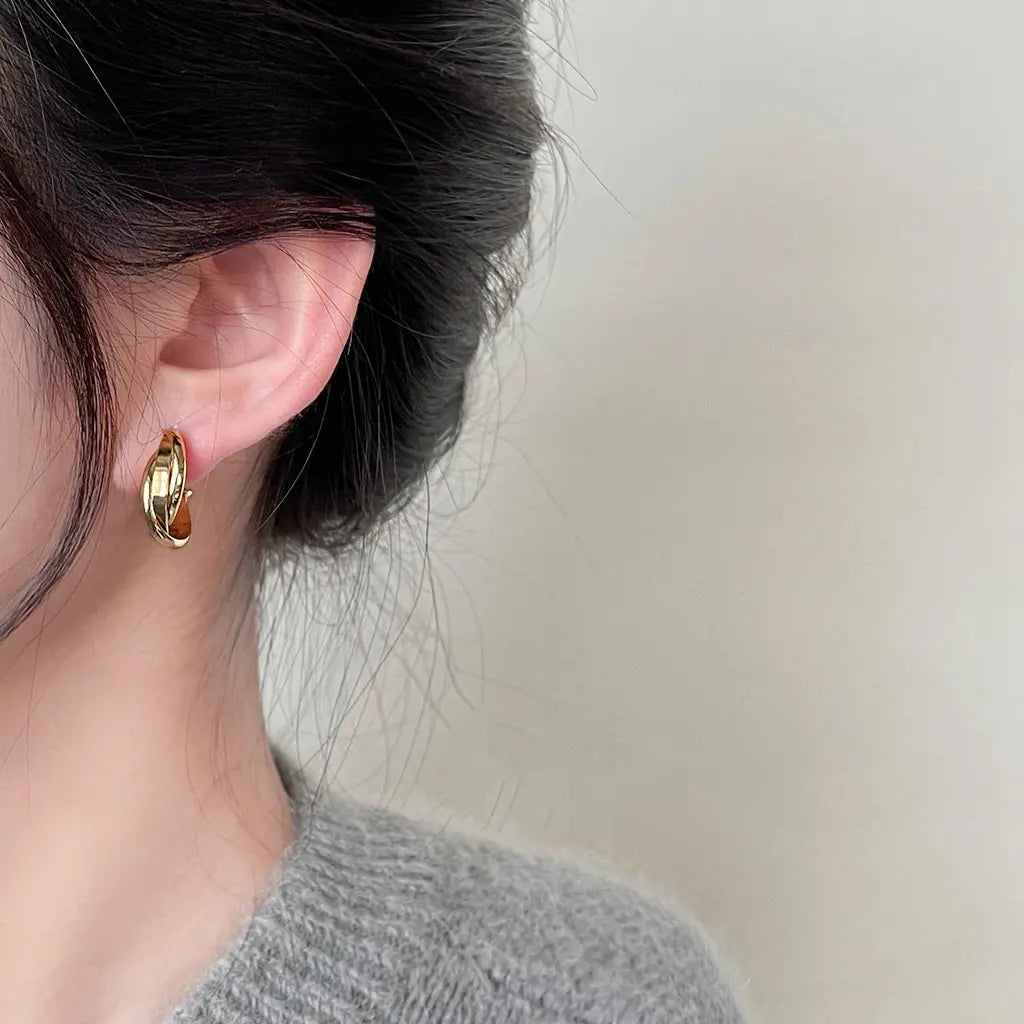 Layered - Clip on earring - C-Shape - Gold
