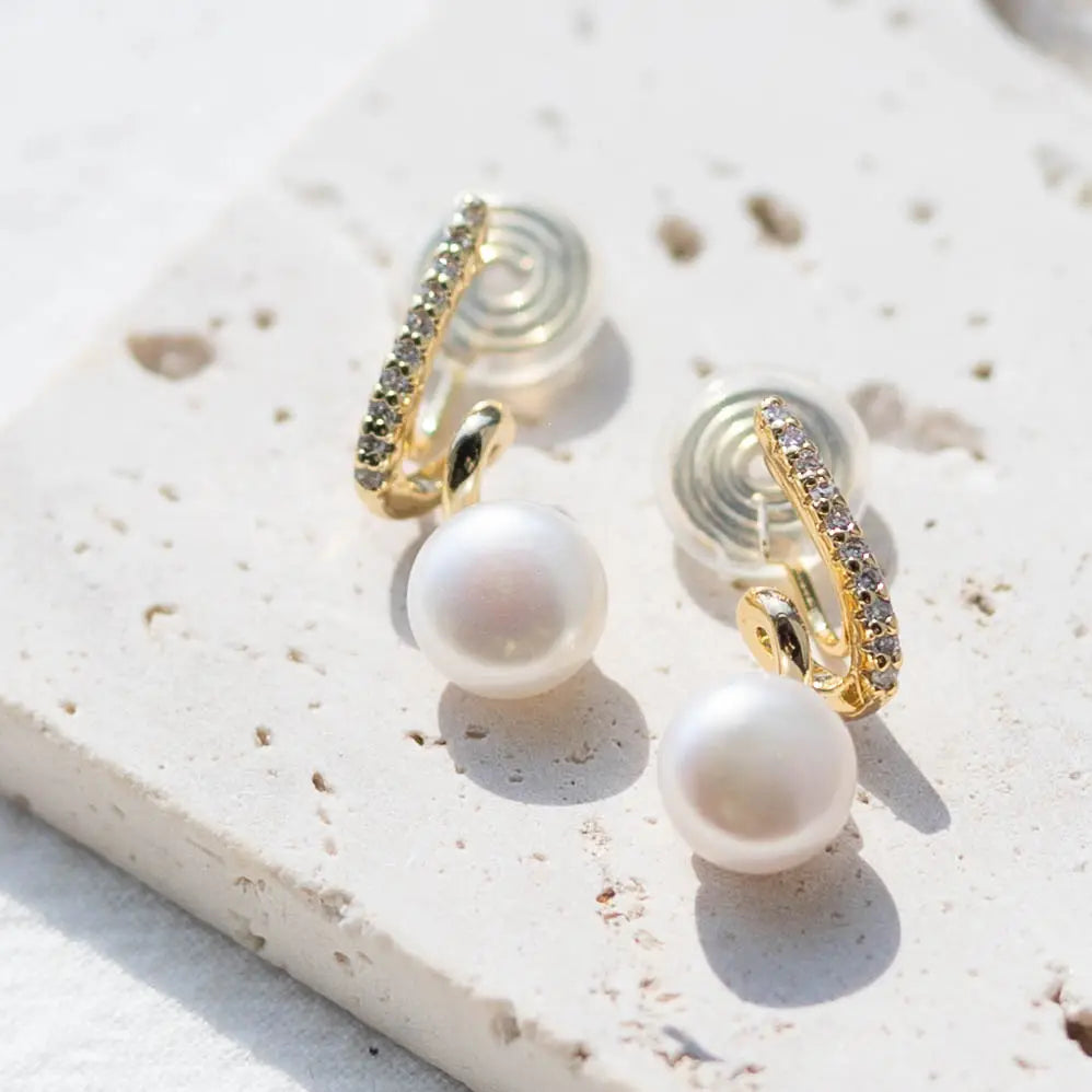 Modern Semi Spiral - Clip on earring - Zircon, Pearl and Gold