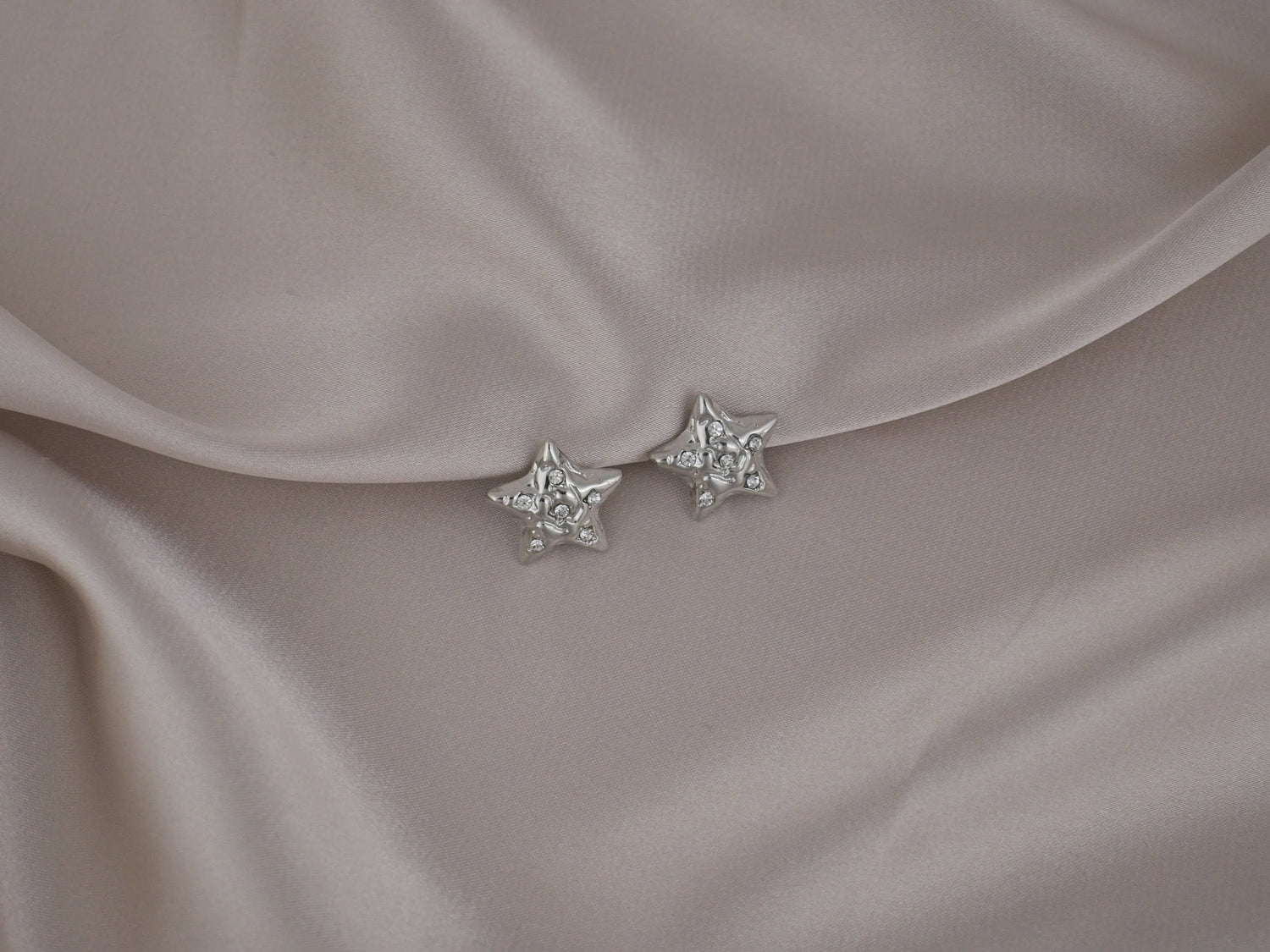 Twilight Star with Zircon Silver Clip-On Earring image 0