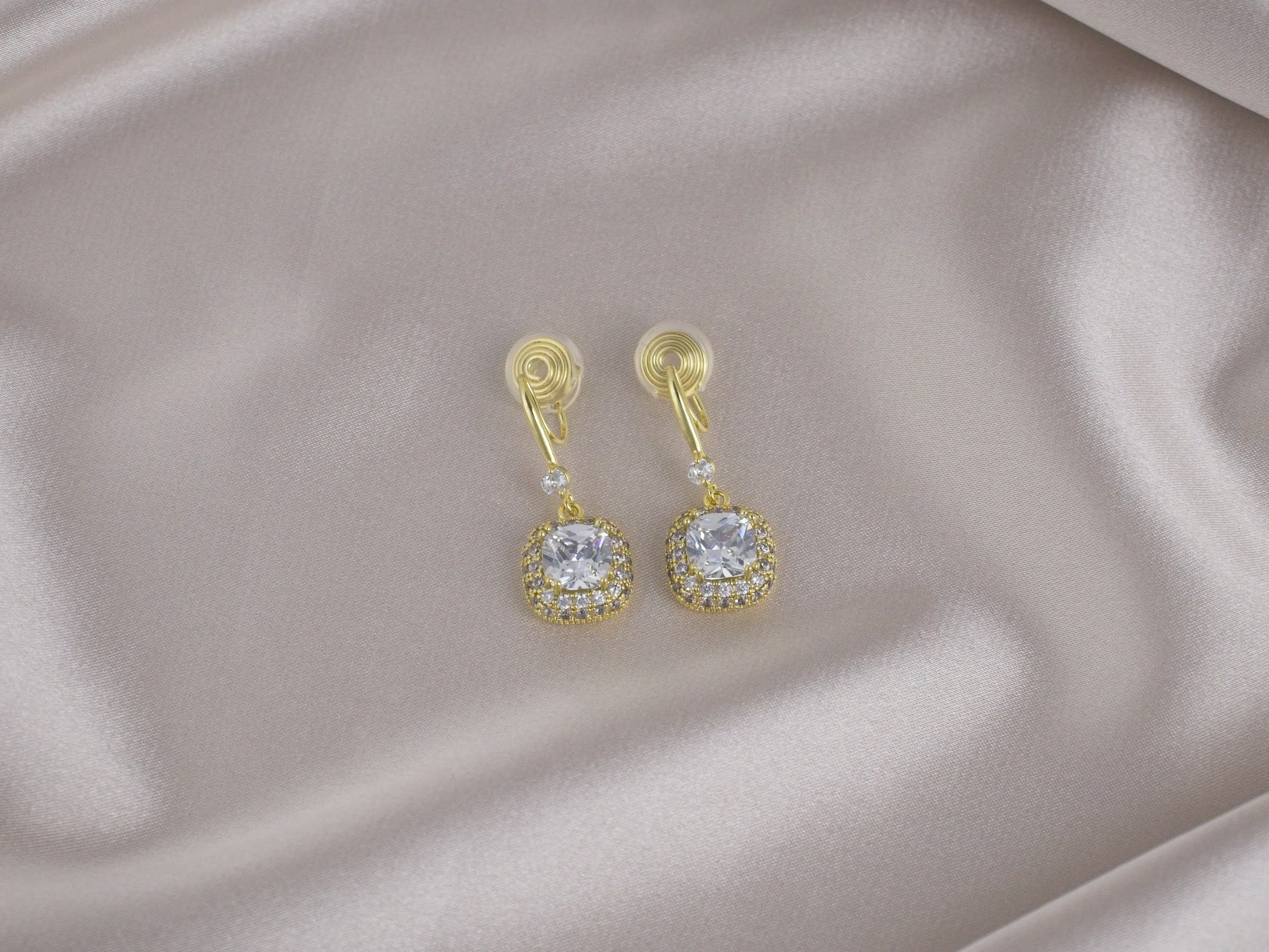 Elegant Round Square Zircon Gold Clip-On Earring image 0