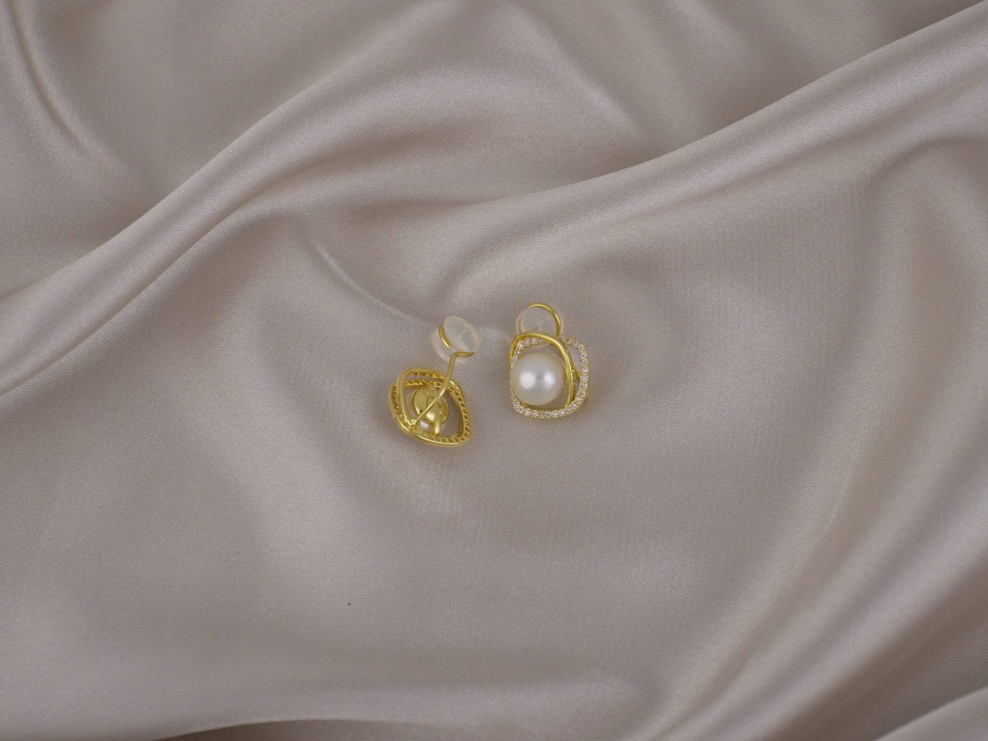 Elegant Freshwater Pearl and Zircon Gold Clip-On Earring image 1