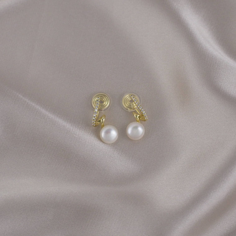 Lightning Pearl Cuff Zircon Gold Clip-On Earring image 0