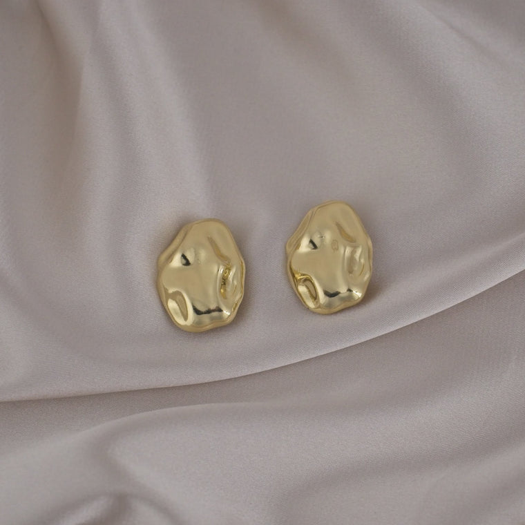 Statement Elegant Hammered Gold Clip-On Earring image 0