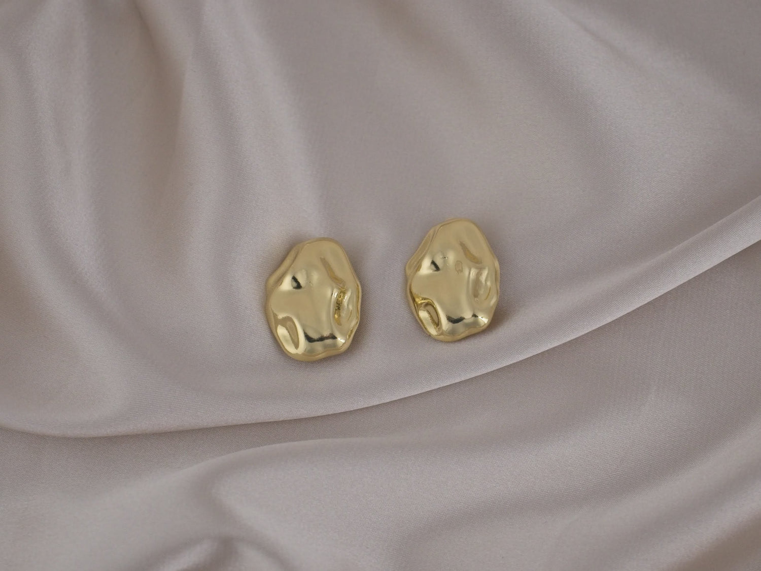 Statement Elegant Hammered Gold Clip-On Earring image 0