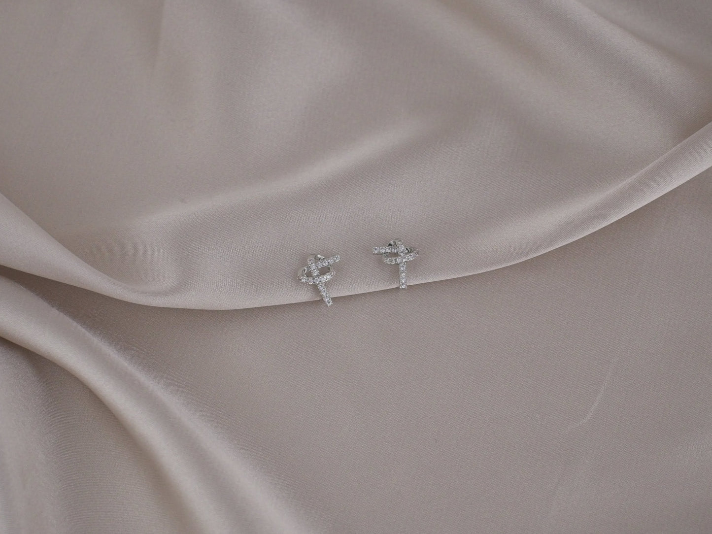 Elegant Knot Shape with Zircon Silver Clip-On Earring image 0
