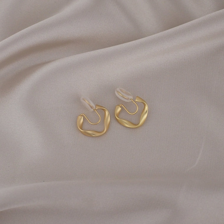 Elegant Irregular Hoop C-Shape Small Rose Gold Clip-On Earring image 0