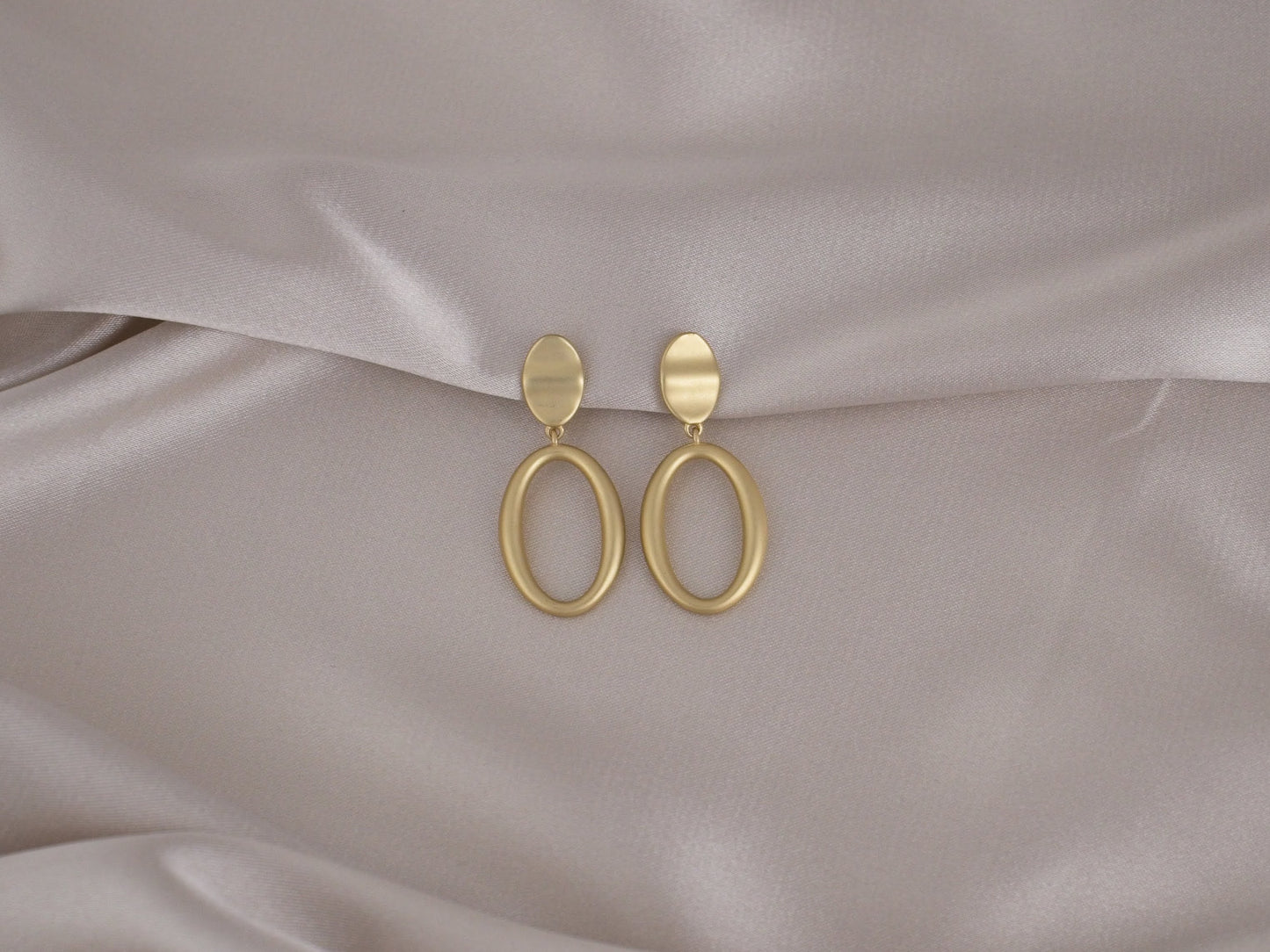 Elegant Oval Bold Hoop Gold Clip-On Earring image 0