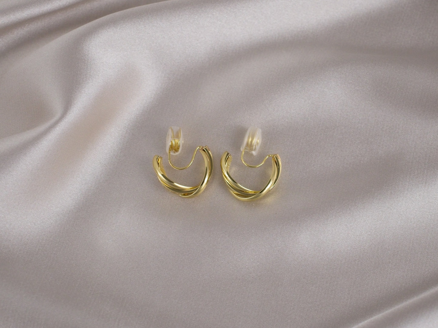 Elegant Multi-Layer C-Shape Gold Earring image 0